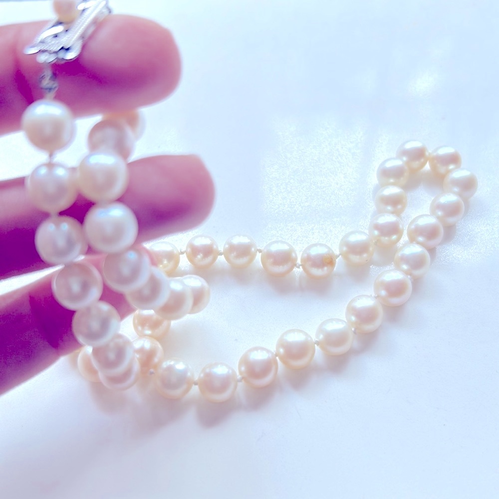 Mikimoto 14k solid white gold 16 inch pearl necklace. - Picture 4 of 5